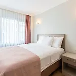 Lovely Central Flat Near Osmanbey Metro Station In Sisli