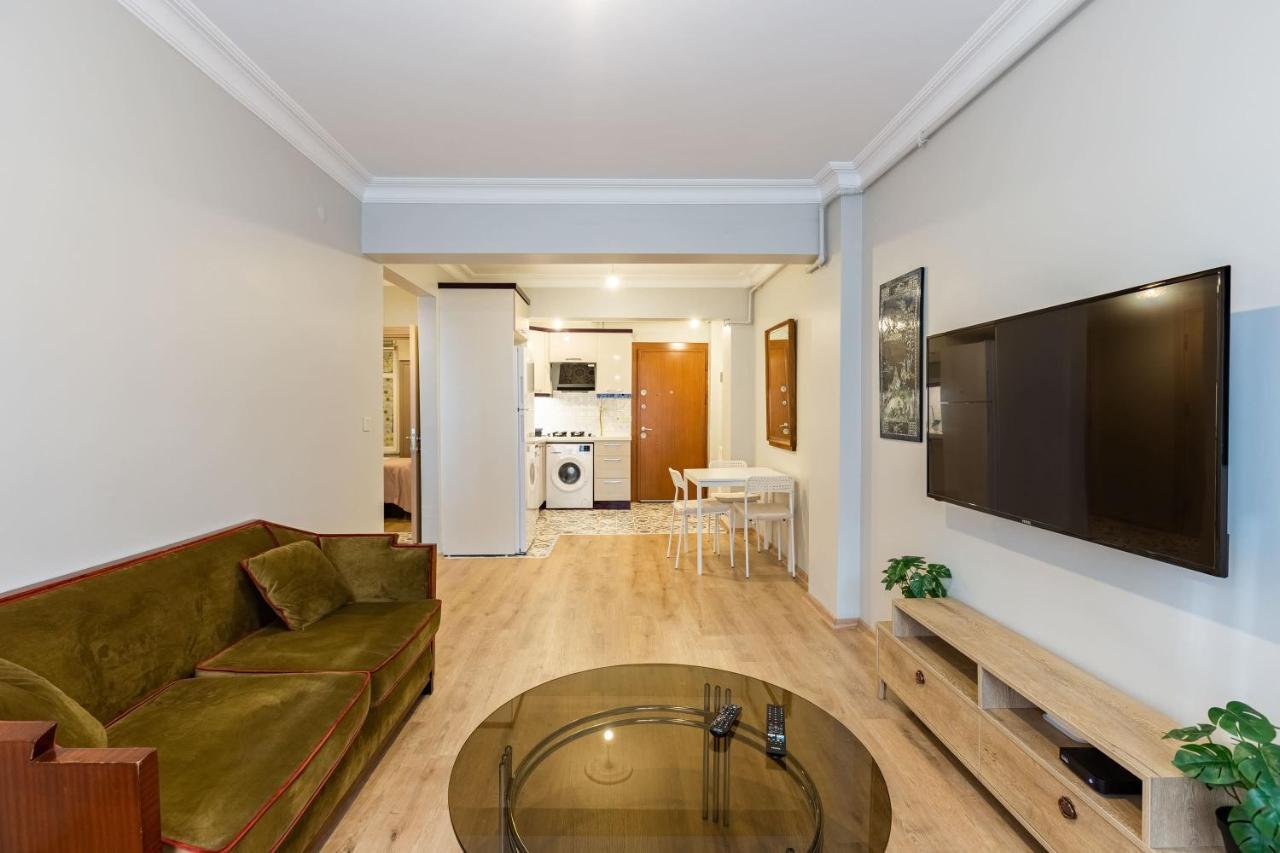 Lovely Central Flat Near Osmanbey Metro Station In Sisli